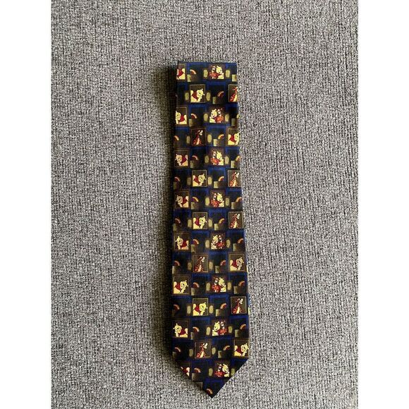 Disney Winnie the Pooh and Tigger men’s necktie good condition - Picture 1 of 3